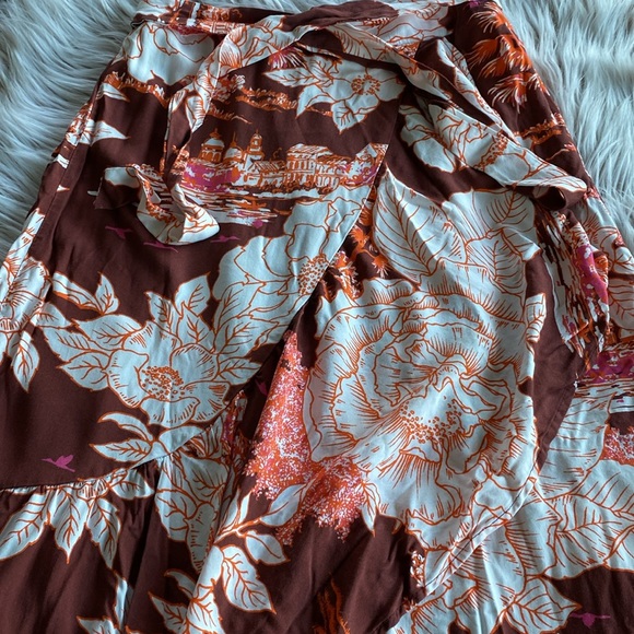 MAAJI Anthro Revolve Watercolour Blush Chloe Long Wrap Skirt Size Medium - Picture 11 of 11